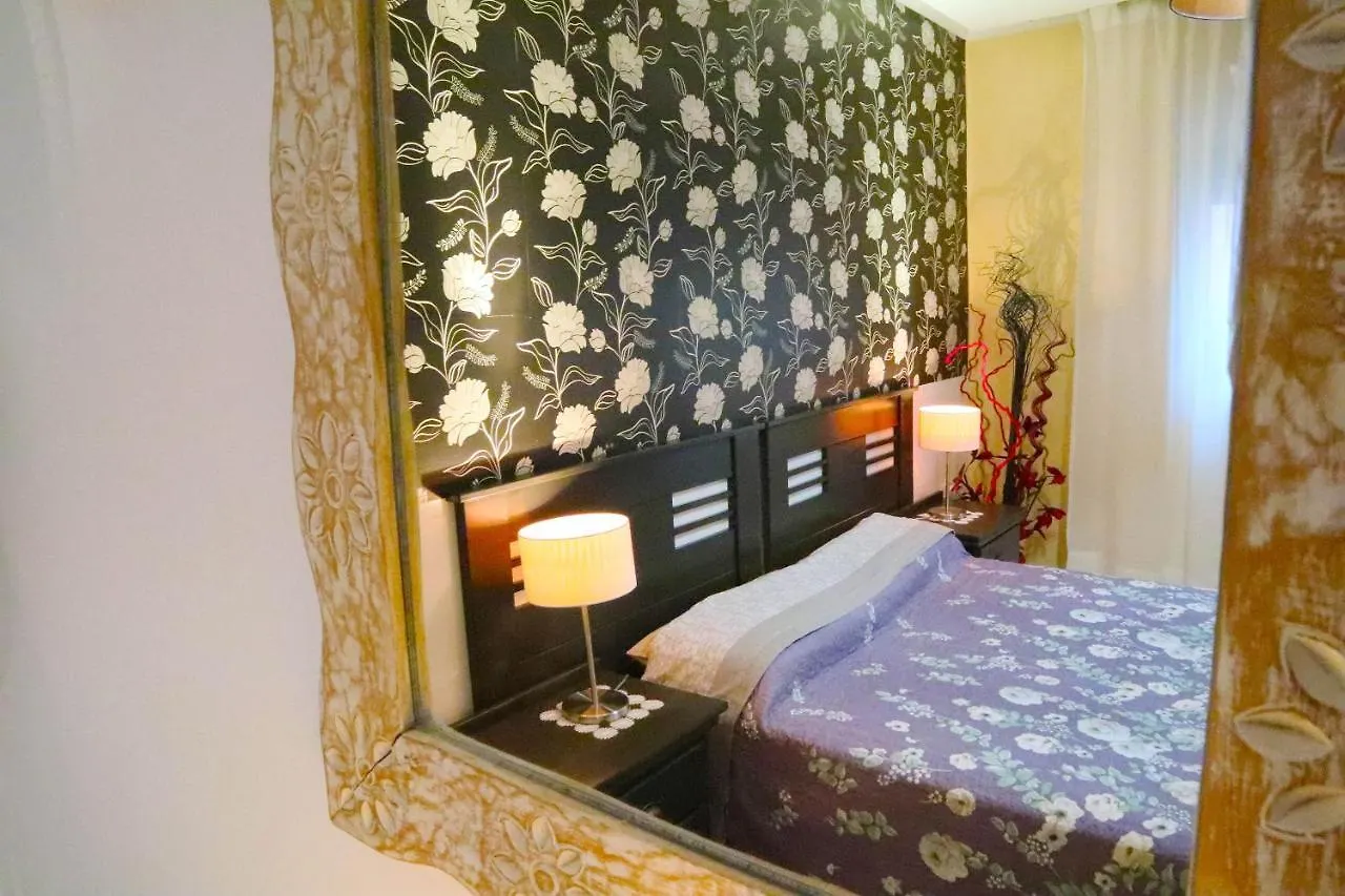 Happy Room Granadilla De Abona Guest house