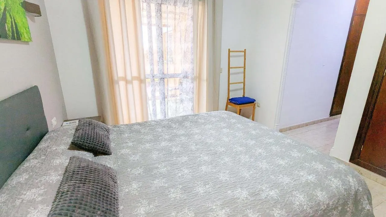 Happy Room Granadilla De Abona Guest house